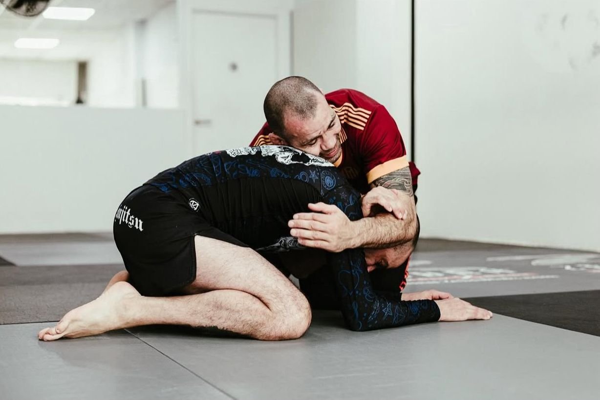 Abner Lloveras enseñando grappling en Skullman Fight Team Barcelona.