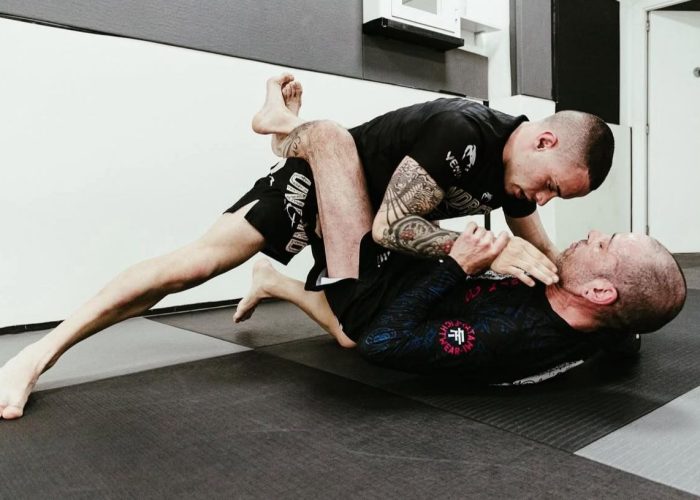 Técnicas de sumisión en clase de BJJ en Barcelona