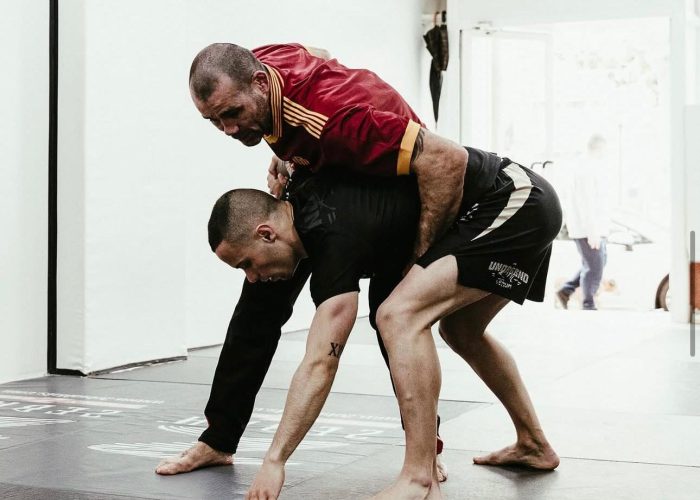Entrenamiento de defensa personal con Abner Lloveras en Skullman Fight Team Barcelona